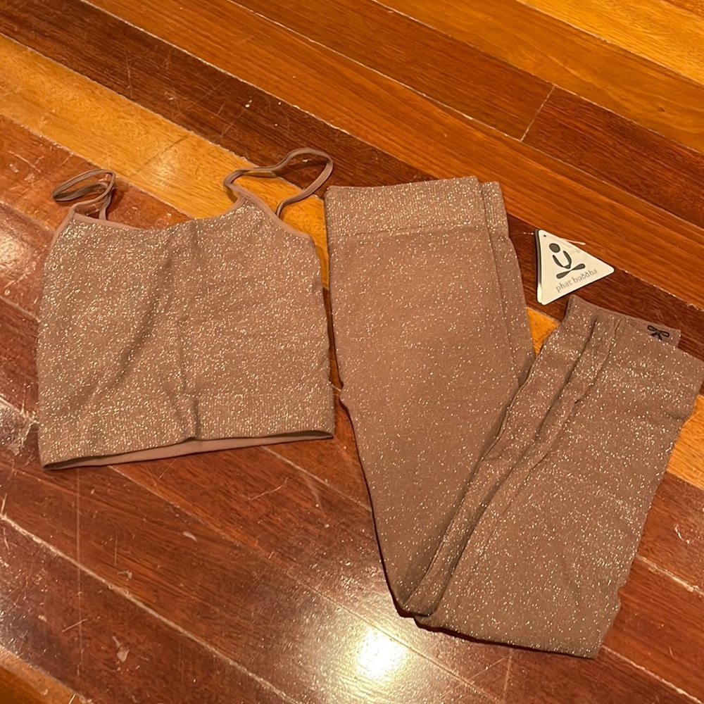 Phat Buddha xs/s work out set! Sparkly nude